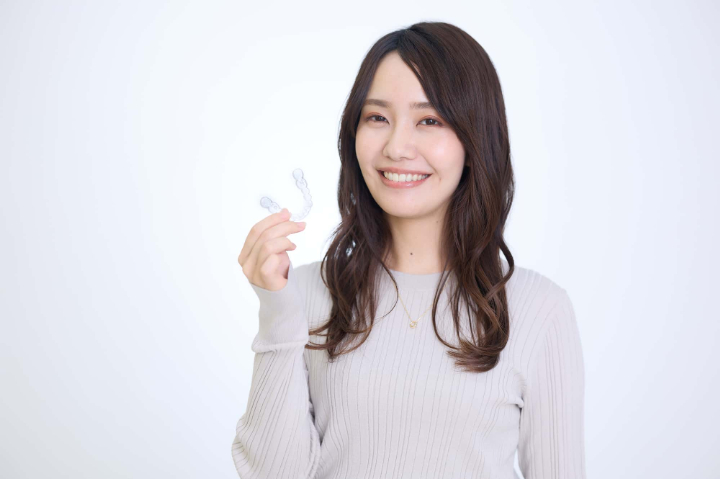 マウスピース矯正を選ぶ前に知るべきデメリット！適応とならない症例も