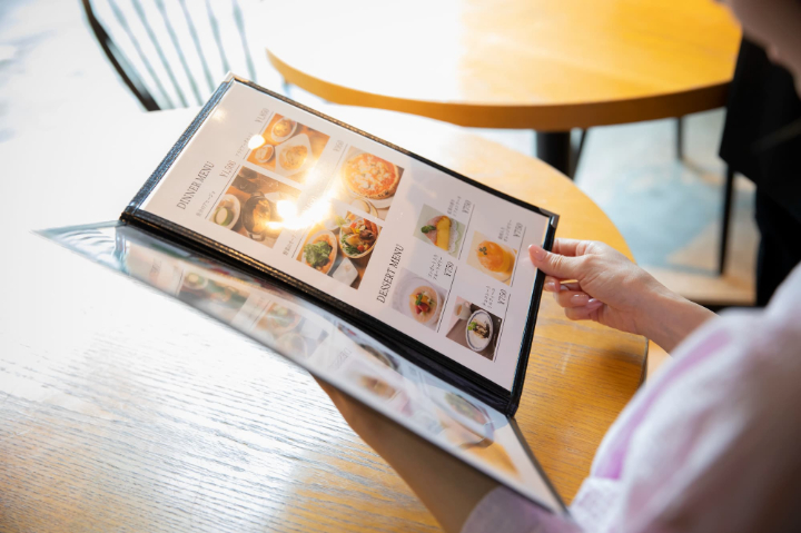 ホワイトニング後は何を食べる？食事の際の注意点や食事以外で注意すべきポイント