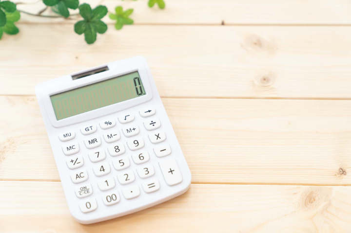 裏側矯正の費用のイメージ