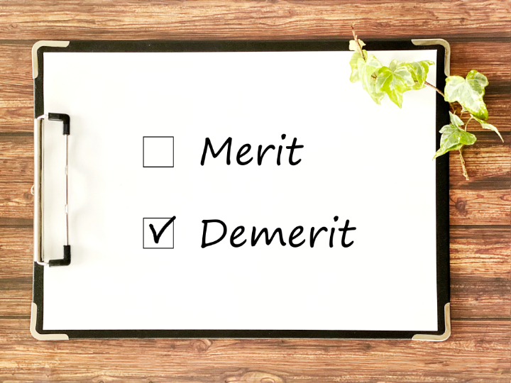 セラミック治療のデメリットのイメージ